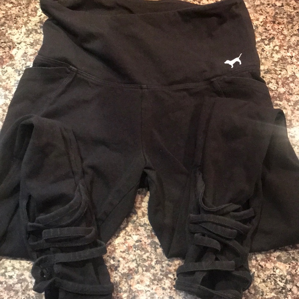 Victoria’s Secret Pink leggings